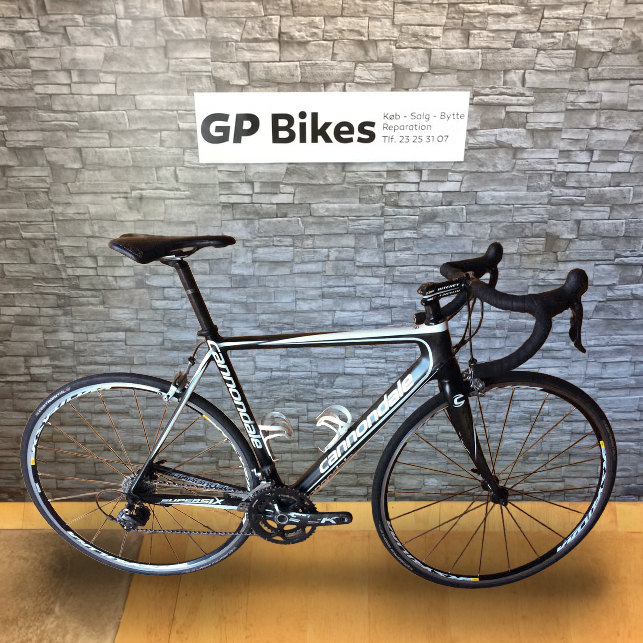 Cannondale Super Six Carbon – Shimano Ultegra 20 gear