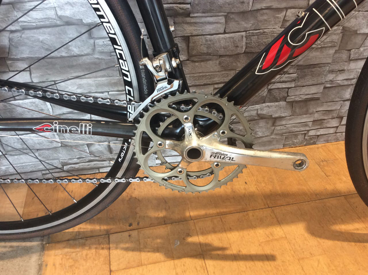 Cinelli Willin Carbon Racer – SRAM Rival 20 gear, 53 cm