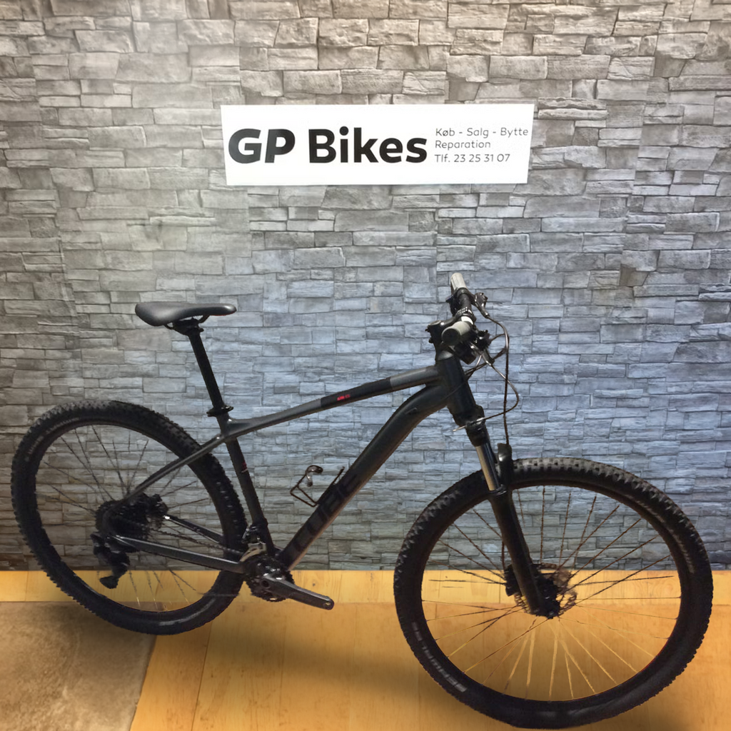 Cube Aim EY – MTB, Alu, 29", str. M, Shimano Deore 20 gear, årg. 2024