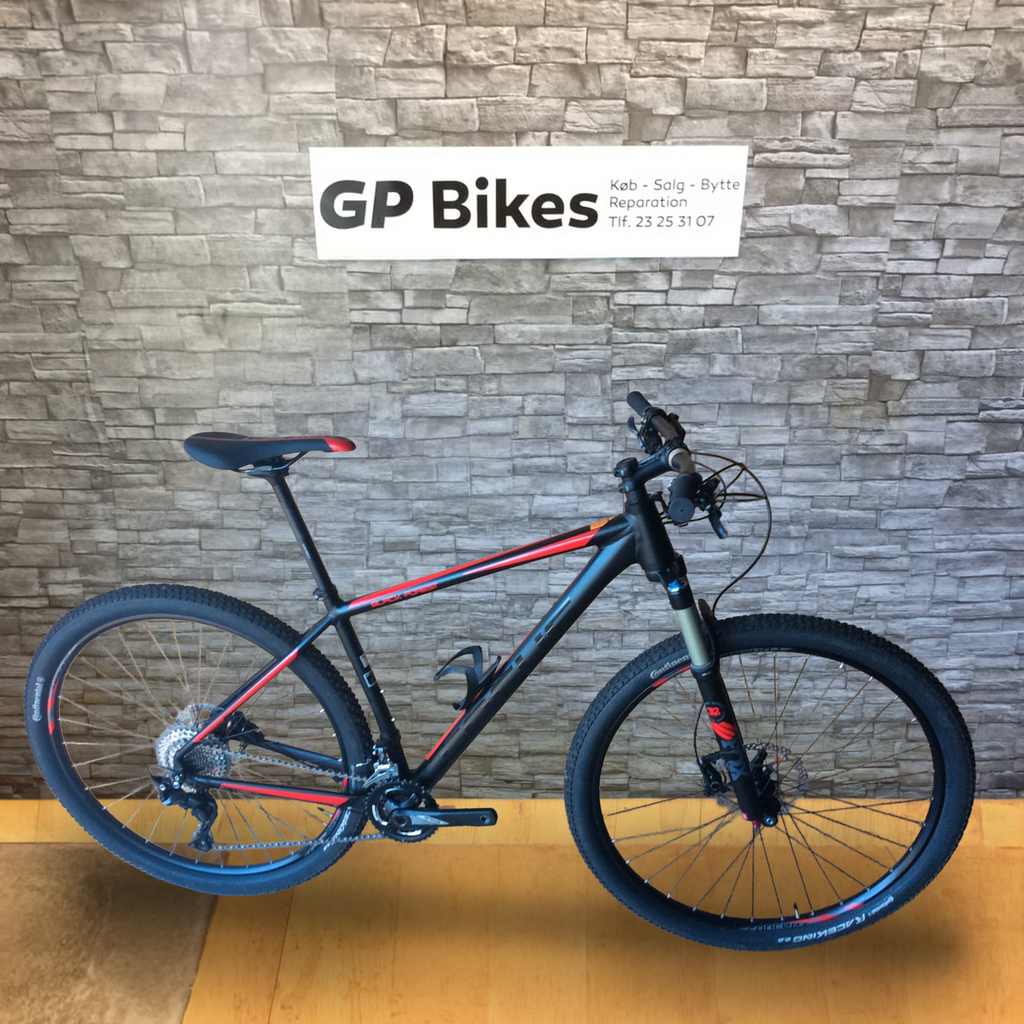 Focus Black Forest – MTB, Alu, 29", str. 47 cm, Shimano XT, Fox 32 luftgaffel
