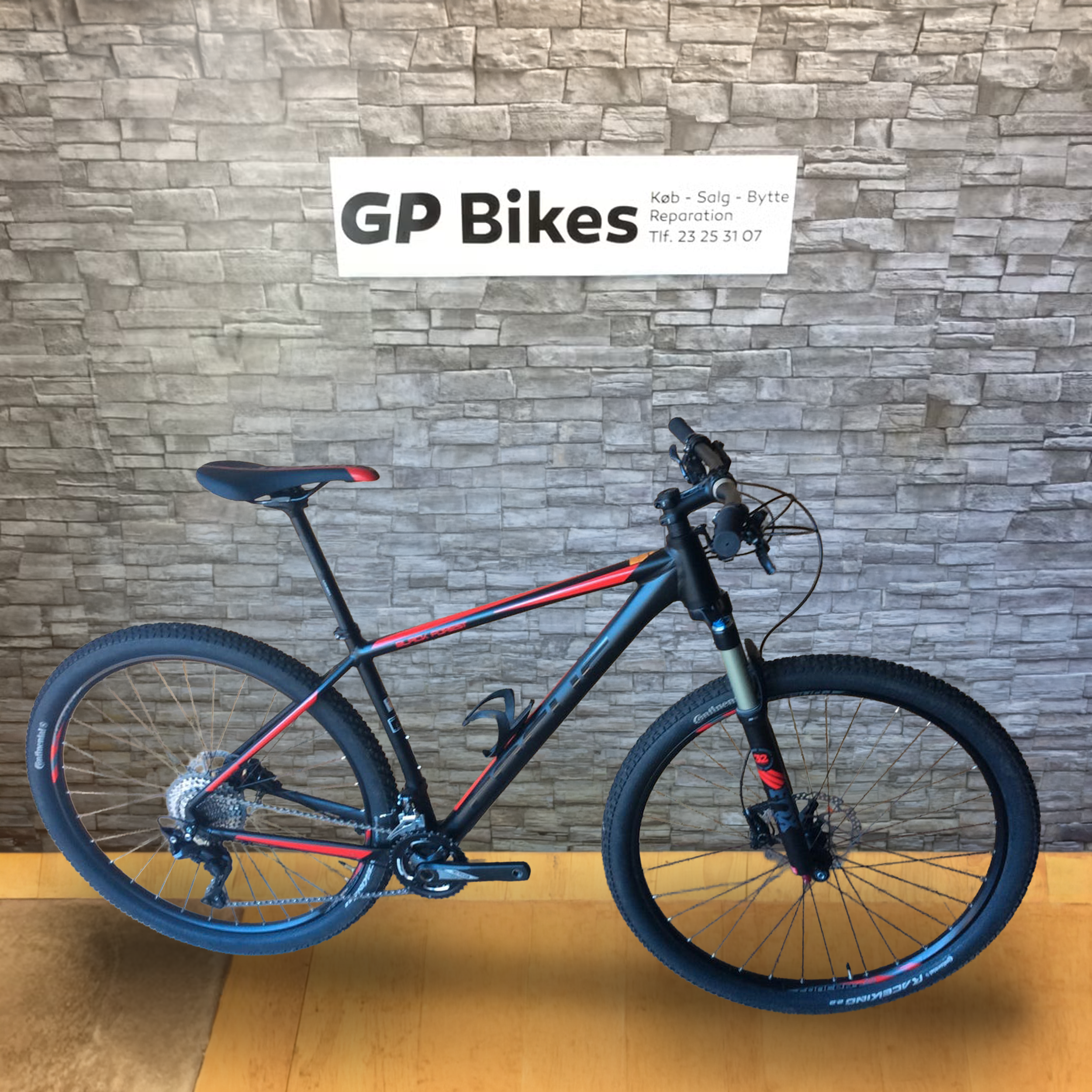 Focus Black Forest – MTB, Alu, 29", str. 47 cm, Shimano XT, Fox 32 luftgaffel