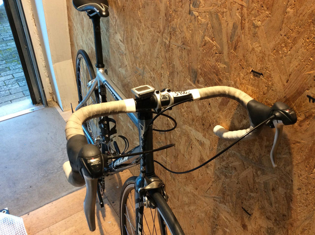 Fuji Newest 2.0 – Herre Racer, Alu, str. 50 cm, Shimano 27 gear