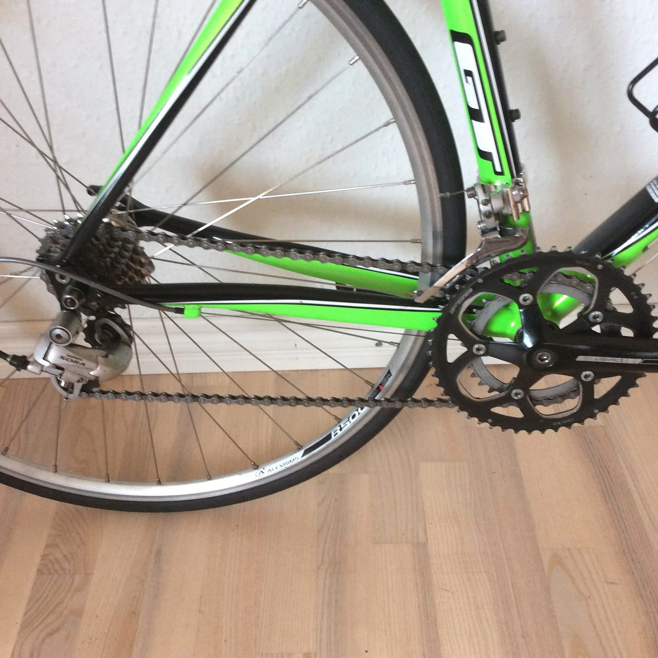GT – Herre Racer, Alu, str. 54 cm, Shimano Sora 16 gear, årg. 2010