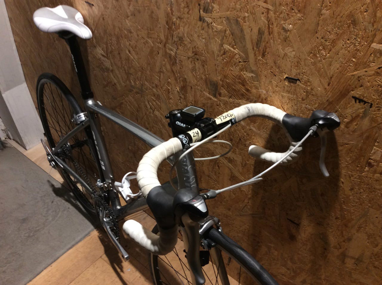 Giant Avail – Herre Racer, Alu, str. 50 cm, Shimano 24 gear, årg. 2011