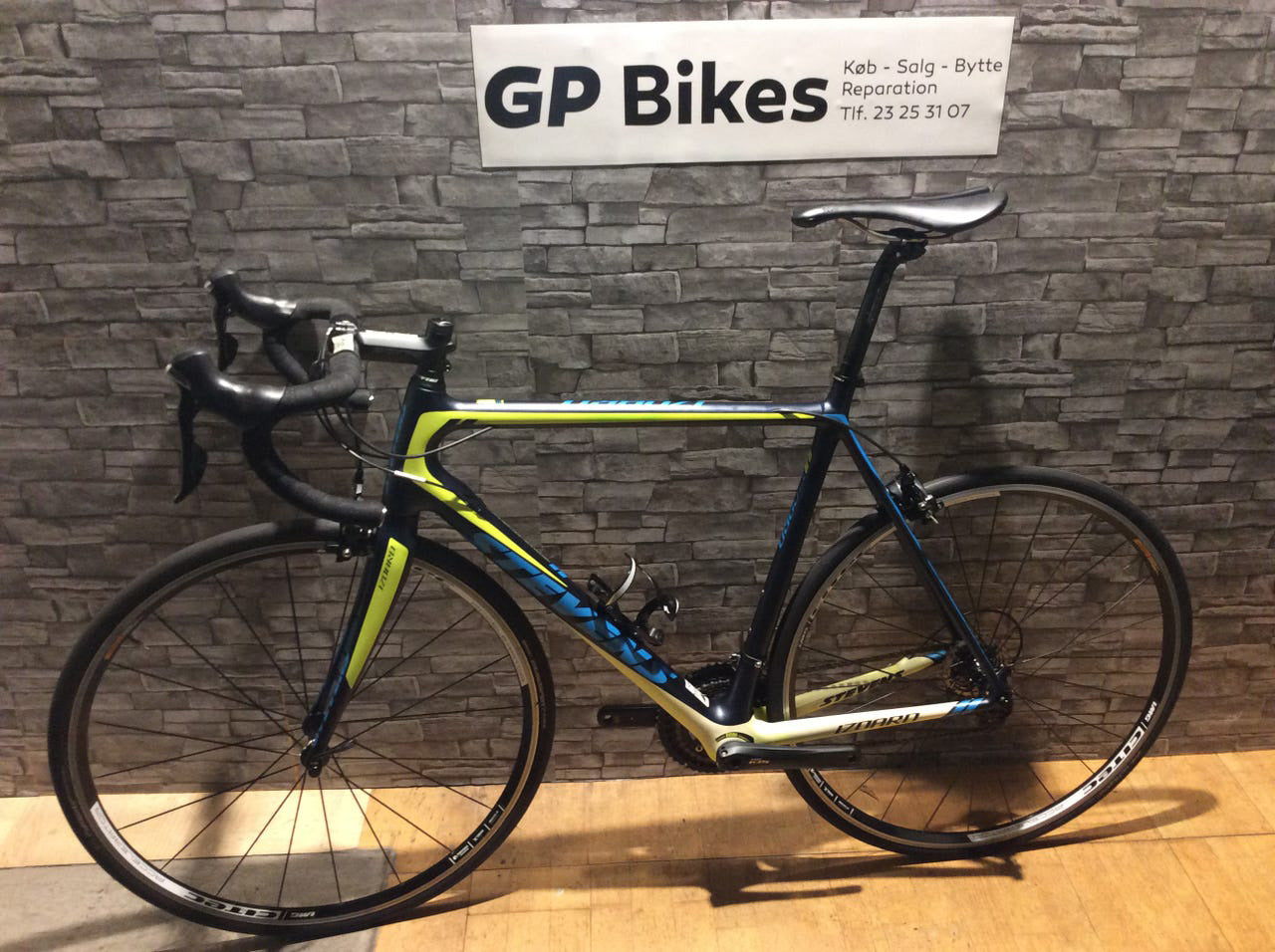 Stevens Isoard Carbon Racer – Shimano 105 22 gear, 58 cm
