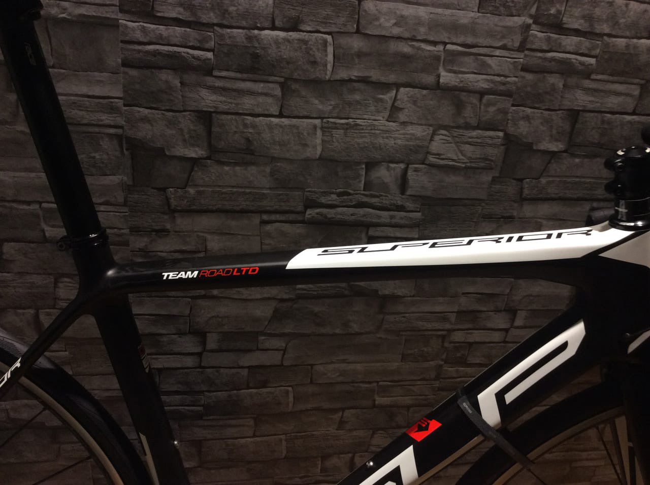 Superior Road LTD Carbon Racer – Shimano Ultegra Di2 22 gear, 54 cm, 2016