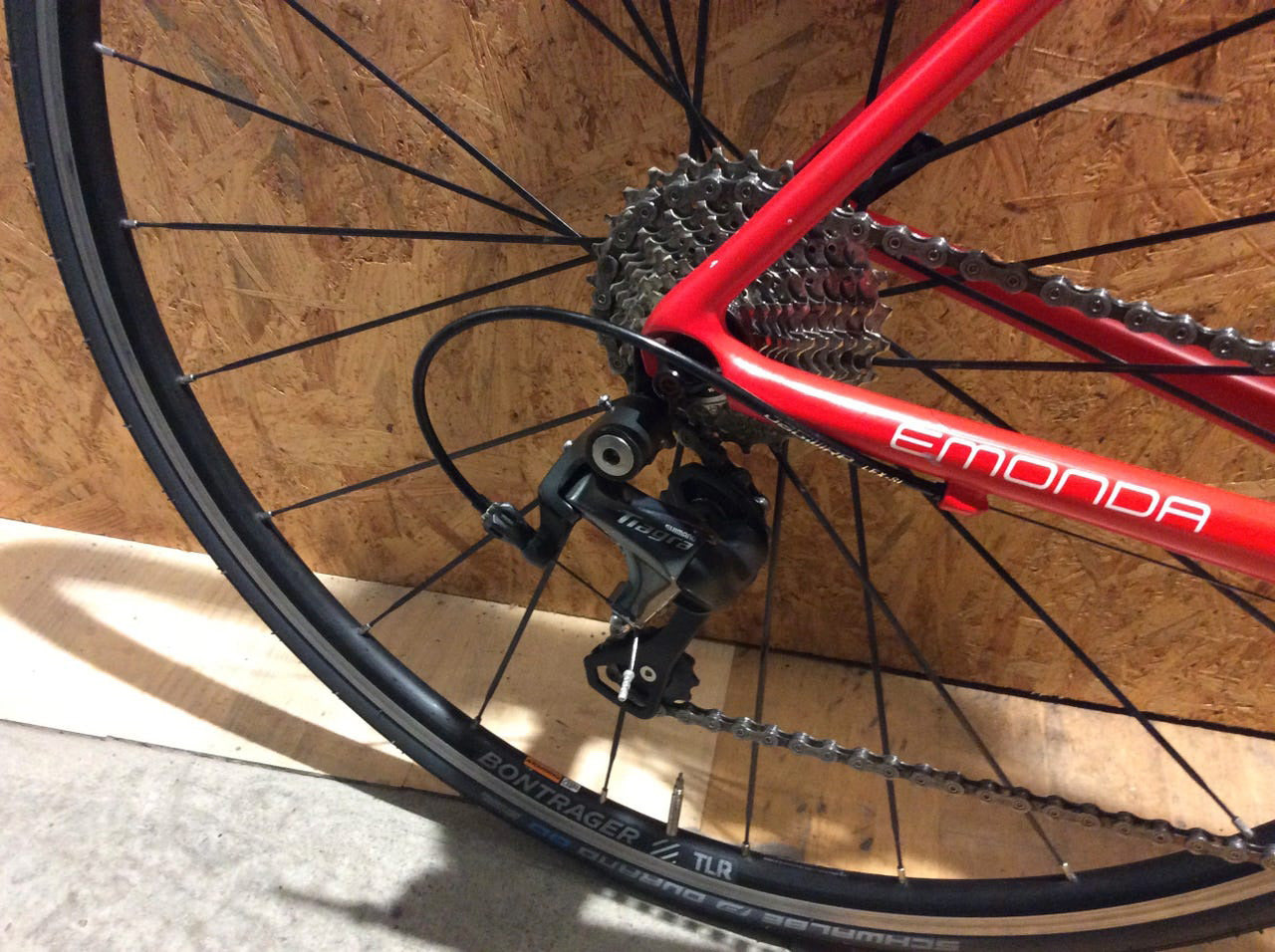 Trek Emonda ALR – Herre Racer, Alu, str. 54 cm, Shimano Tiagra 20 gear, årg. 2015