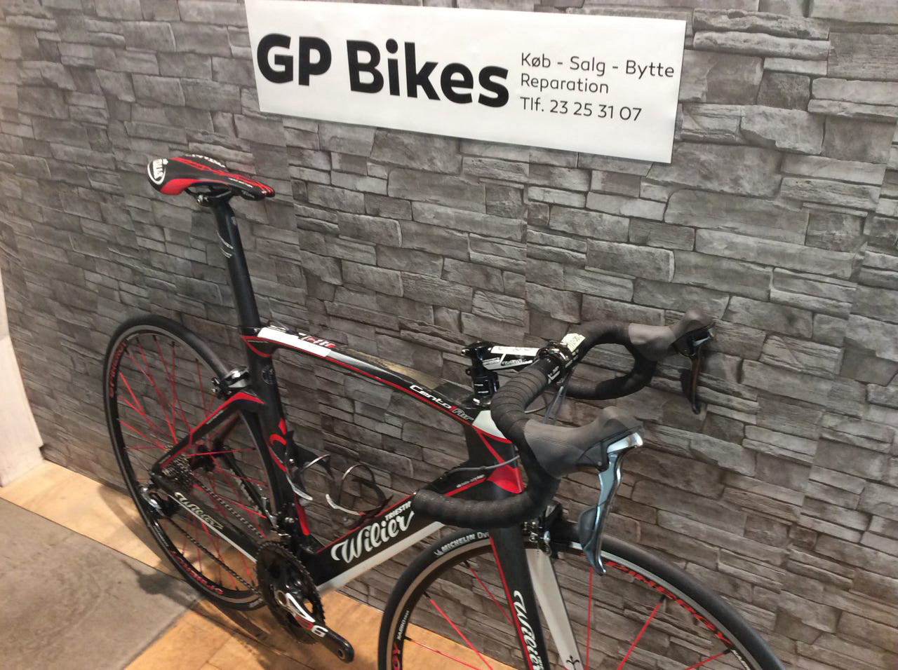 Wilier Cento 1 Air Carbon Racer – Shimano Dura-Ace 22 gear, 56 cm, 2013